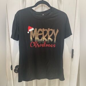 🆕🌟New, Never Worn Black Christmas T-Shirt